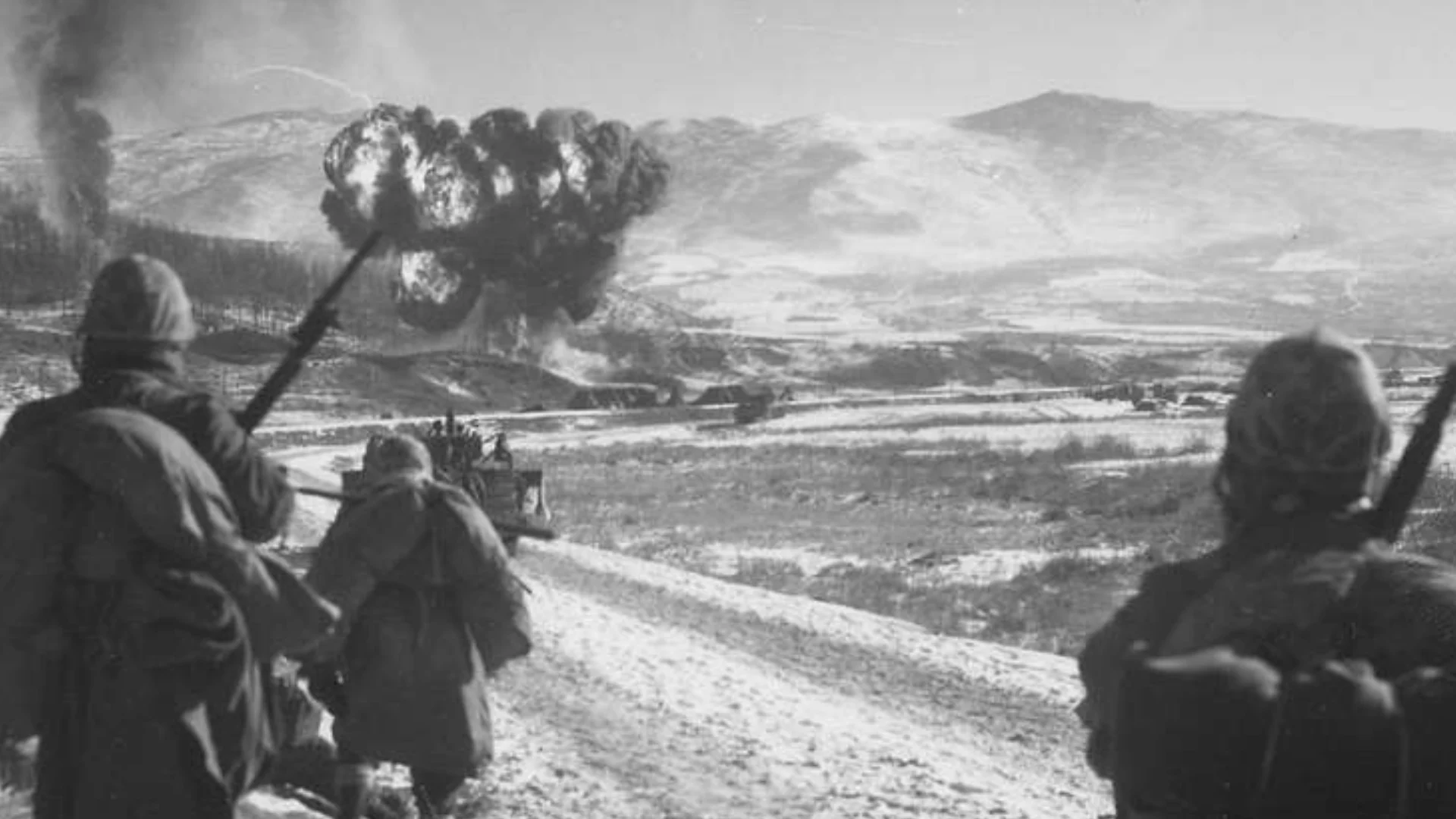 American soldiers fighting in the Chosin Reservoir during the Korean War.
